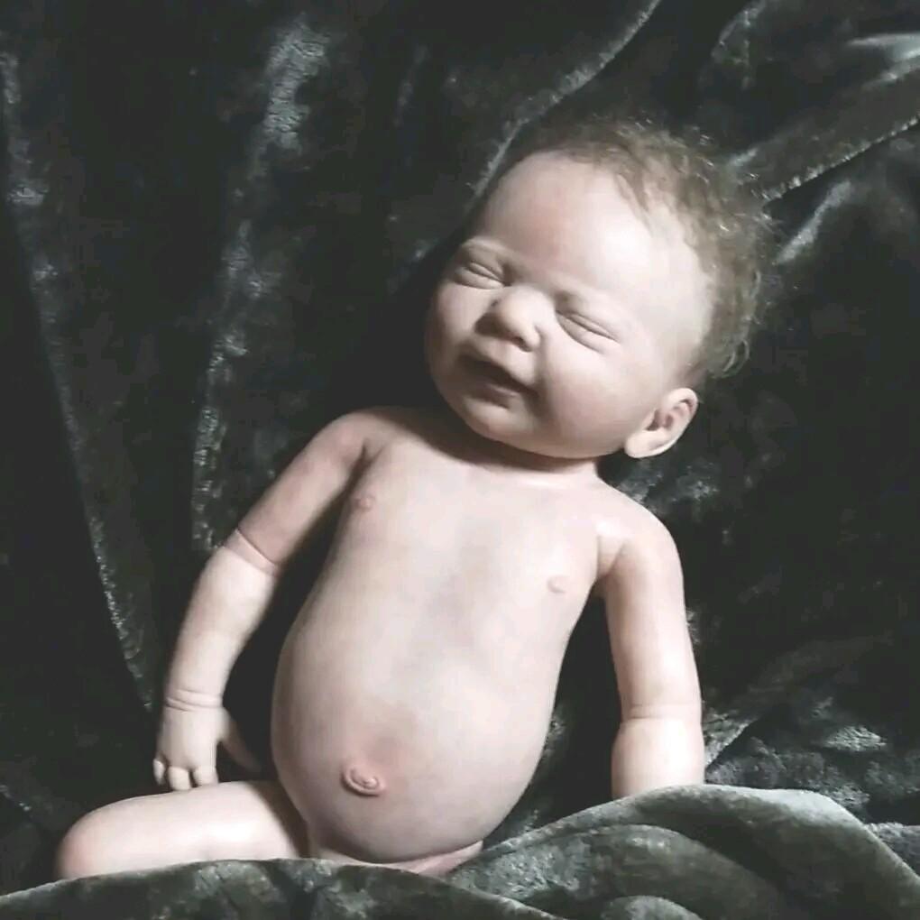 家族の一員に❗追加画像❤健やかに眠る存在感❤肌感が人肌のようなリボーンドール