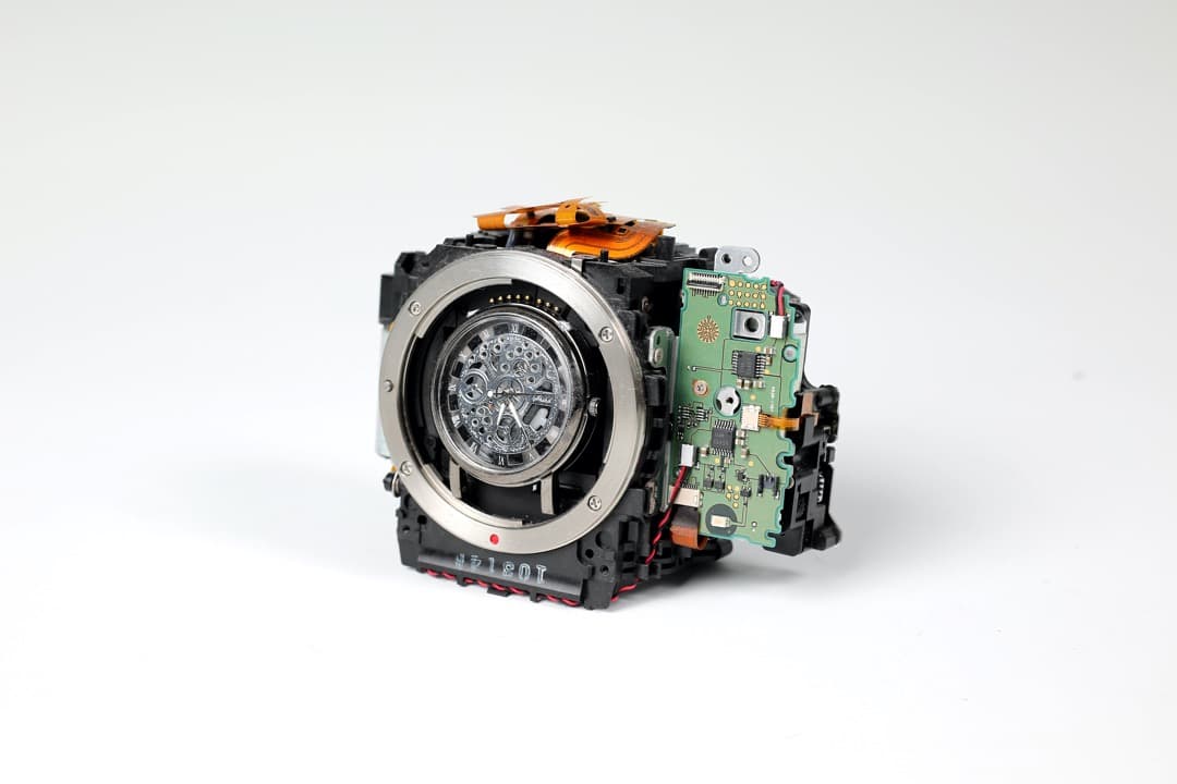 ハンドメイドカメラ型置時計、Canon EOS 5D mark3部品各種