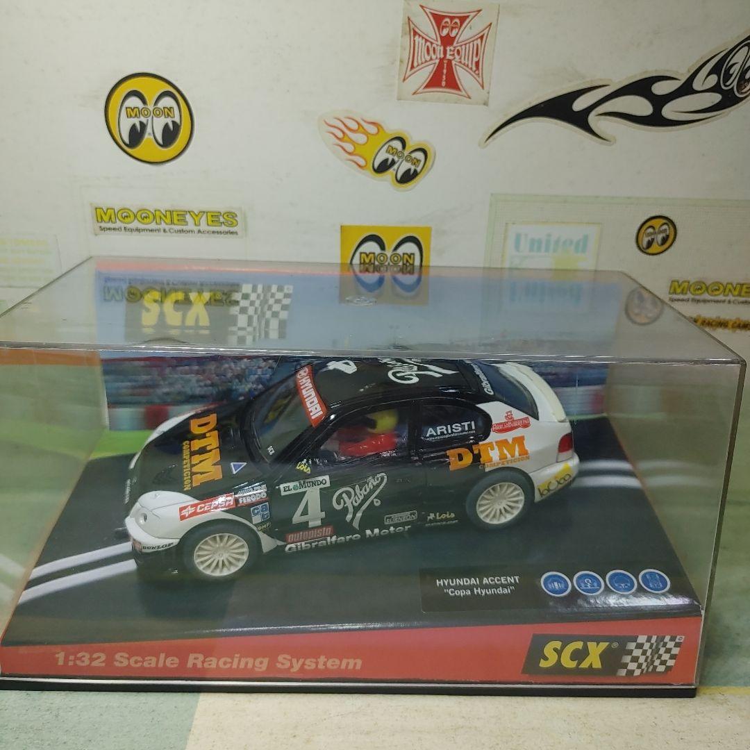 HYUNDAI ACCENT1/32スロットカー