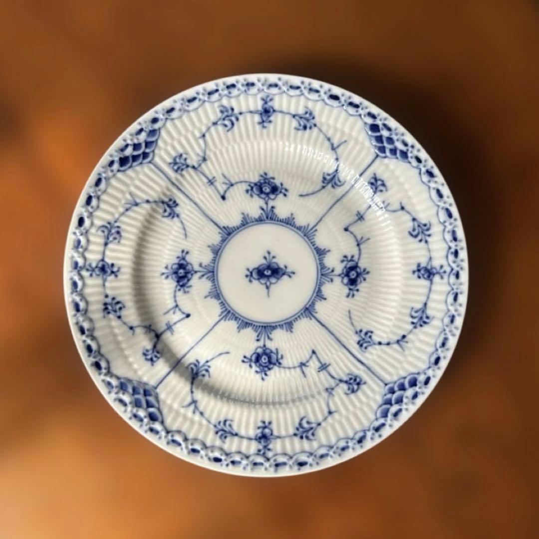 ロイヤルコペンハーゲン　ブルーフルーテッド　ハーフレース　プレート　17㎝