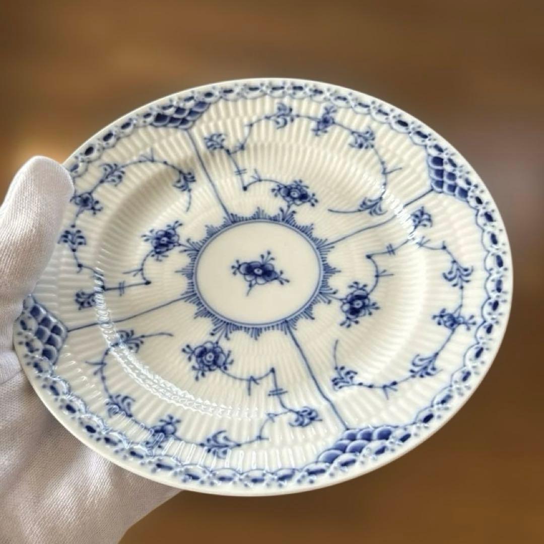 ロイヤルコペンハーゲン　ブルーフルーテッド　ハーフレース　プレート　17㎝