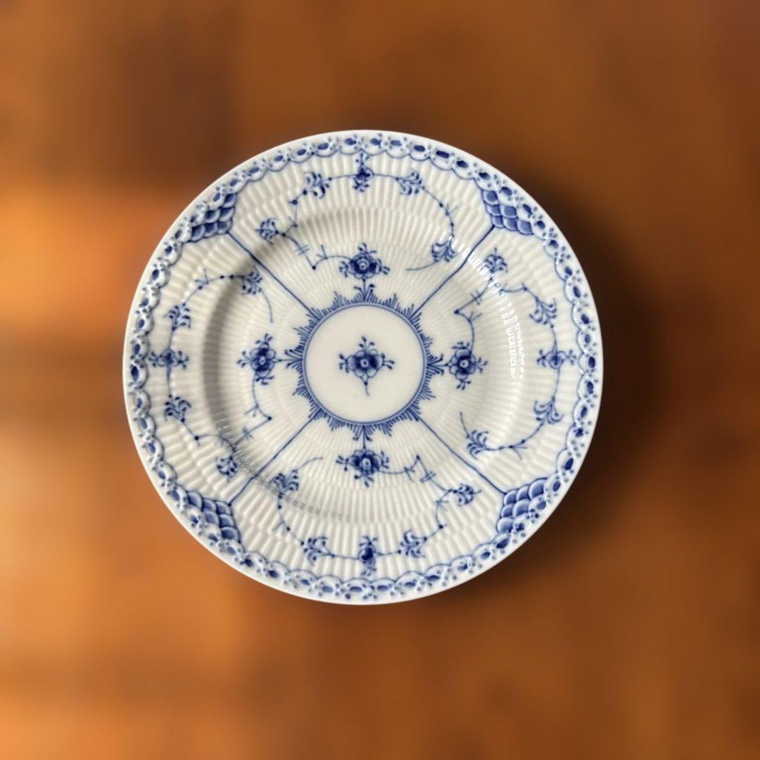 ロイヤルコペンハーゲン　ブルーフルーテッド　ハーフレース　プレート　17㎝