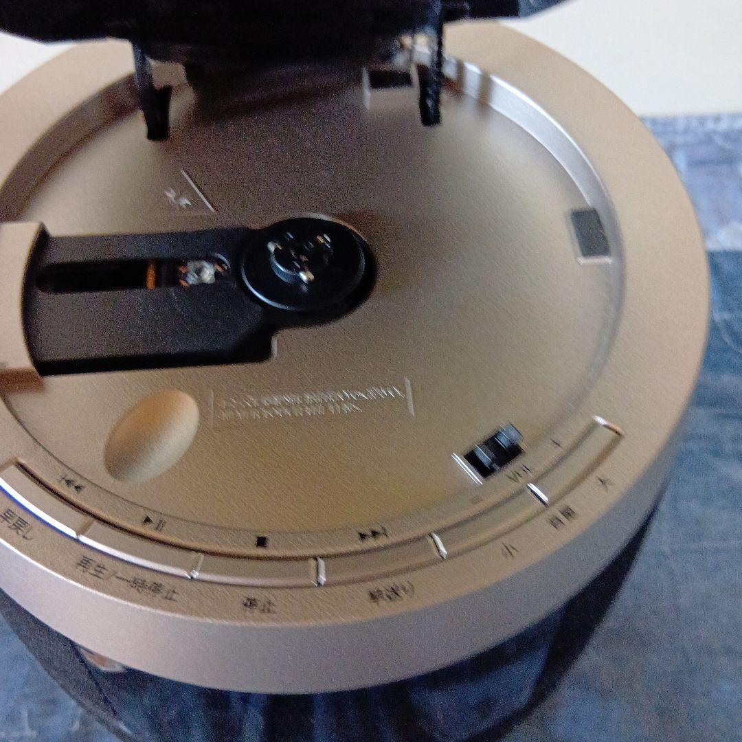 Bluetoothスピーカー 黒と金