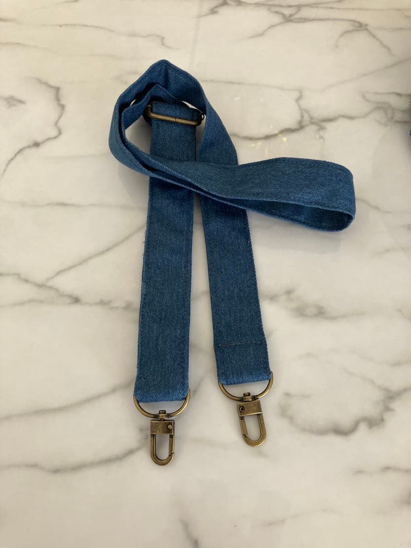 953 大きめデニムリメイクバック　ハンドメイド