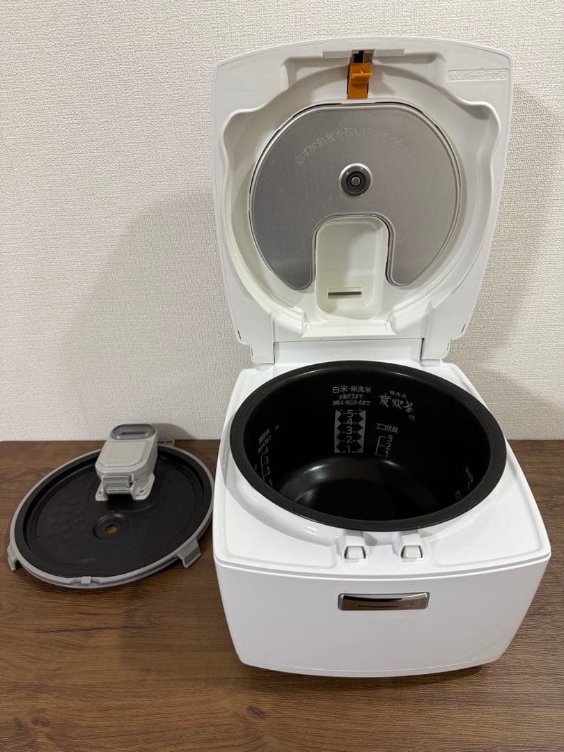 【ぴよっち様】MITSUBISHI IH炊飯器 NJ-KSE106-W18年製