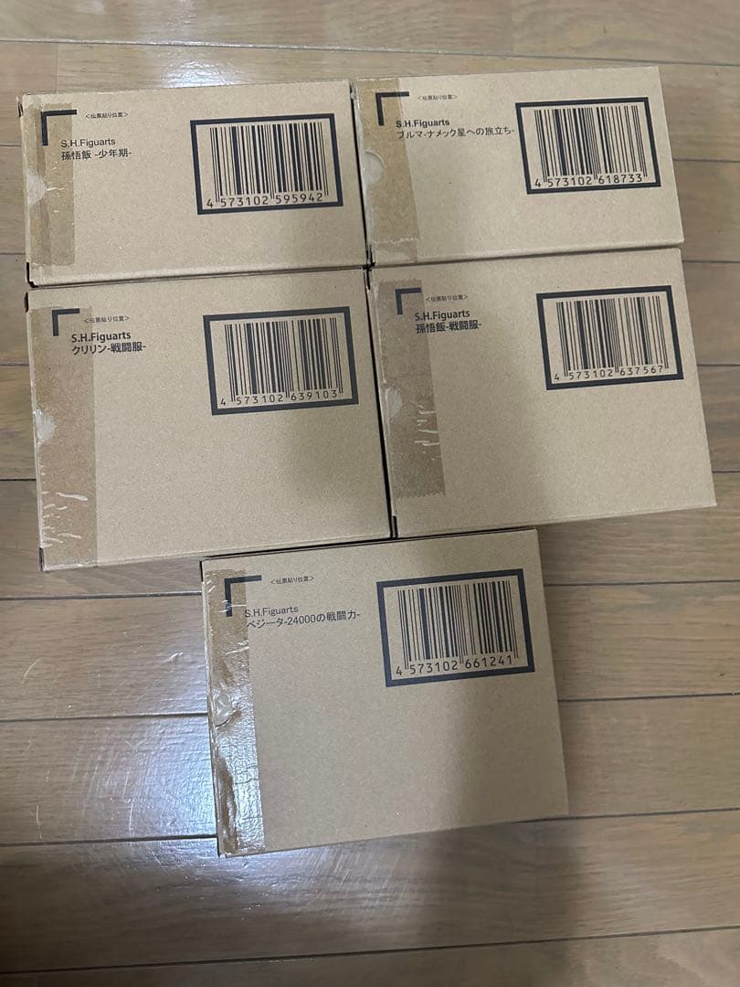 ドラゴンボールZ S.H.Figuarts ベジータ ブルマ　孫悟飯　クリリン