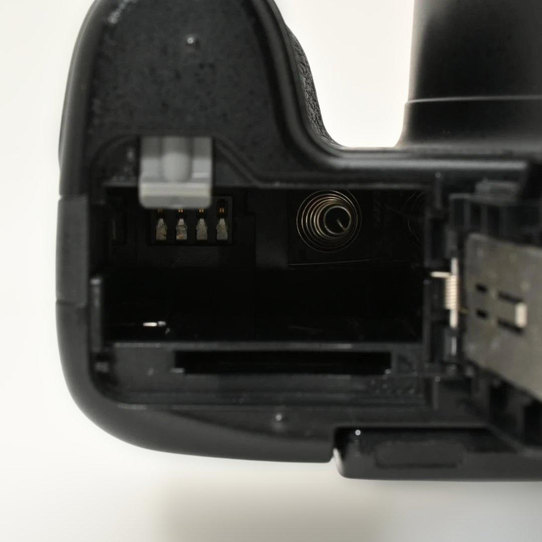 【美品・カメラケース付き】 パナソニック ルミックス DMC-FZ200-K