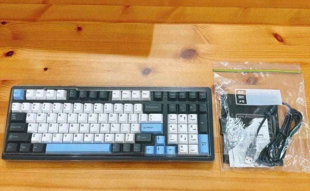 最終値下げ　AULA F99 キーボード　レア　完売品　AULAキーボード