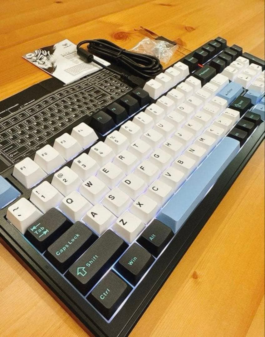 最終値下げ　AULA F99 キーボード　レア　完売品　AULAキーボード