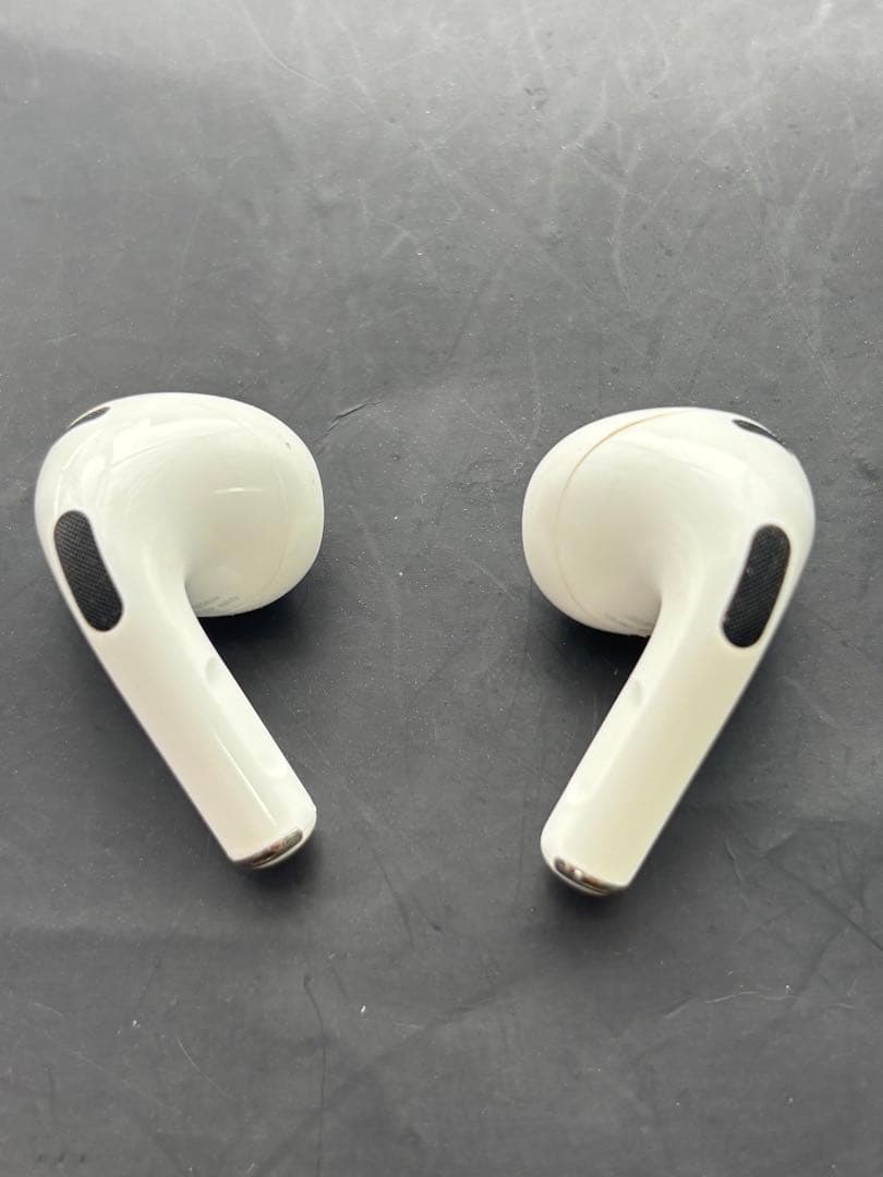 ロ*イ様 17838 AirPods 第3世代 A2564/2565/2566