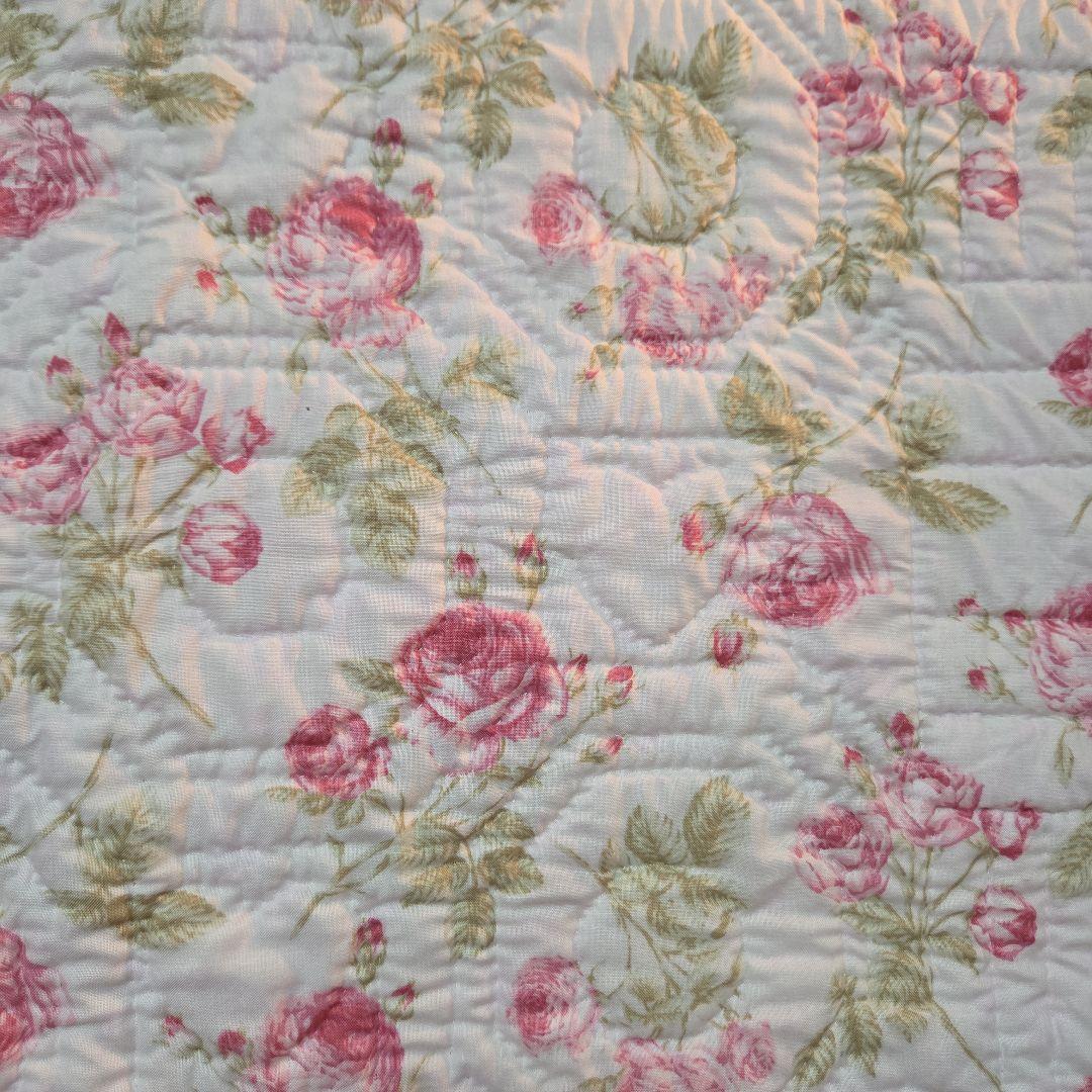 ❣️パッチワークキルト　薔薇　❣️