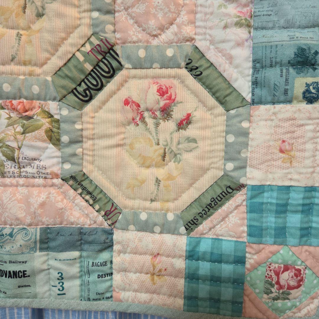 ❣️パッチワークキルト　薔薇　❣️
