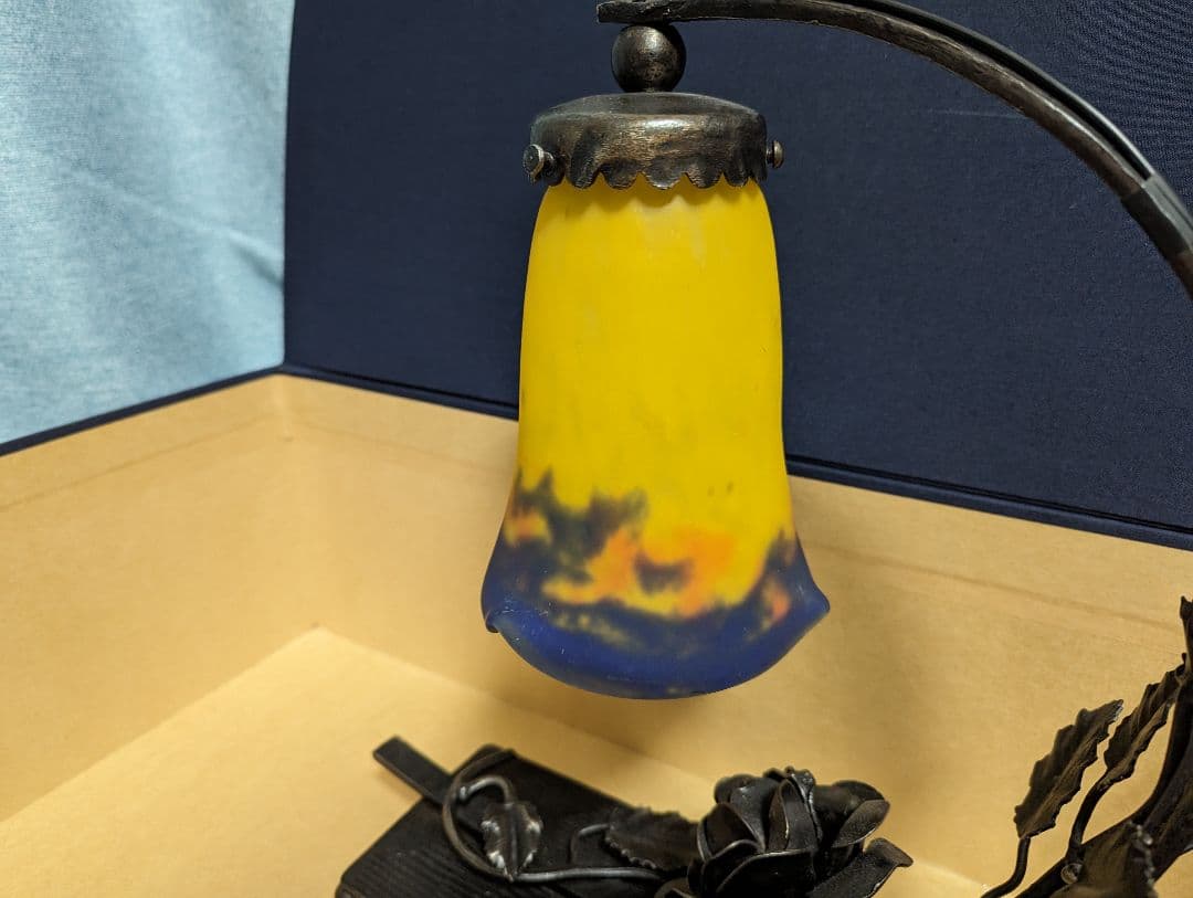 ステンドグラス スタンドランプ　アンティーク