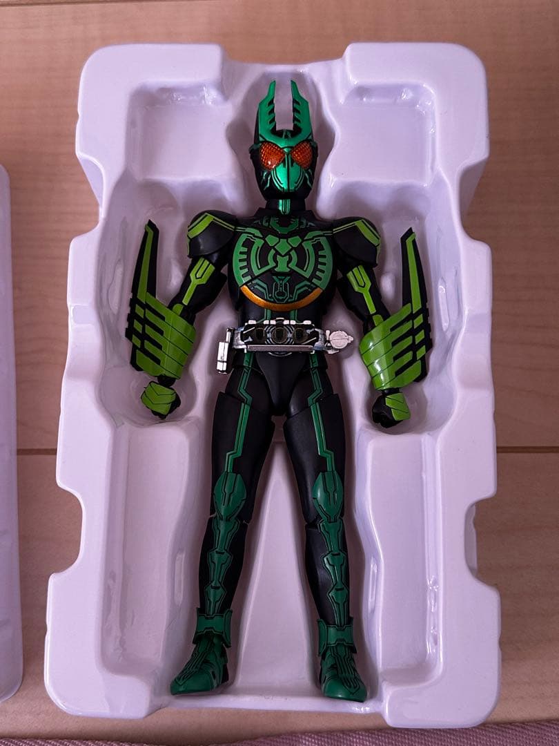 真骨頂　S.H.Figuarts 仮面ライダーオーズ　ガタキリバコンボ