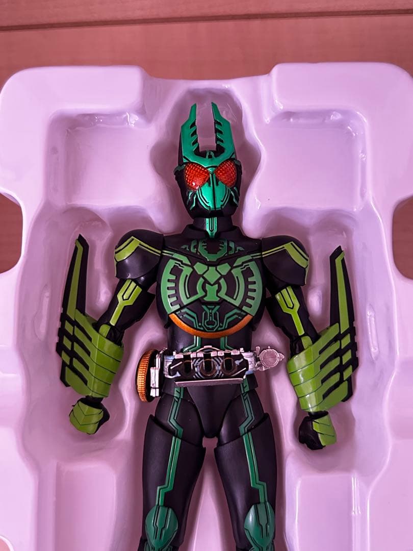 真骨頂　S.H.Figuarts 仮面ライダーオーズ　ガタキリバコンボ