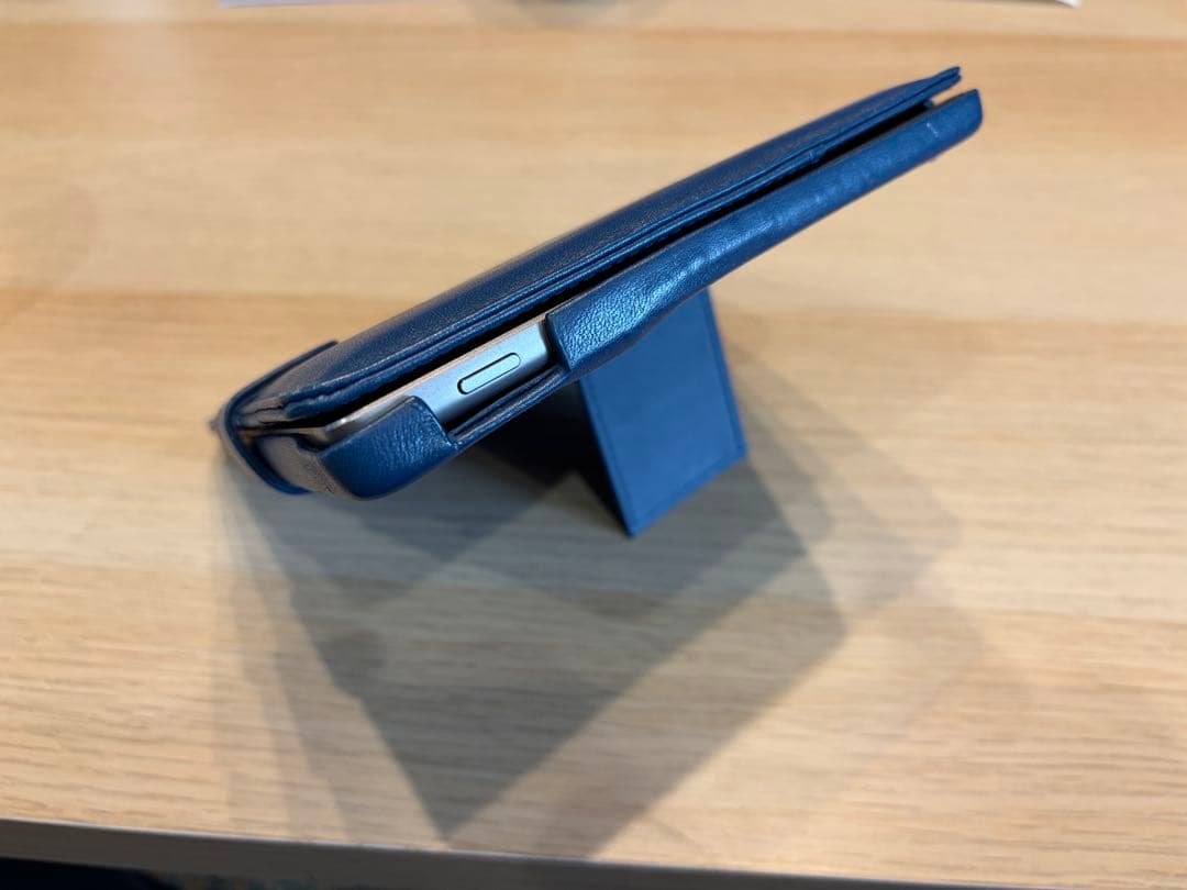 美品Kindle Oasis (第10世代) 32GB 4G+Wi-Fi＋オマケ