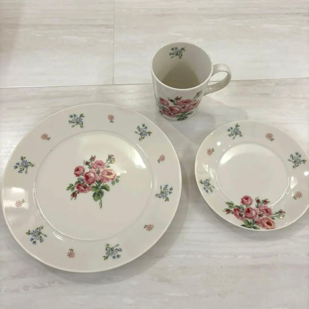 ローラアシュレイ 食器セット 9ピース