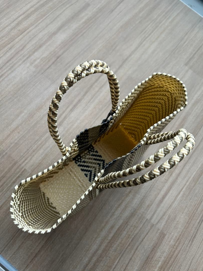 レトラ　メルカドバッグ　タペテ　スモール　S Letra レザータッセルチャーム