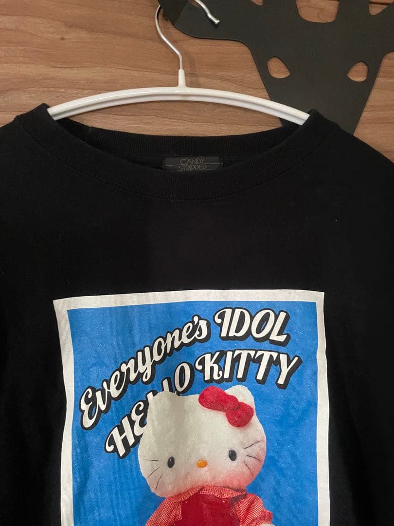 キャンディーストリッパー　ハローキティ　コラボTシャツ　黒　ブラック