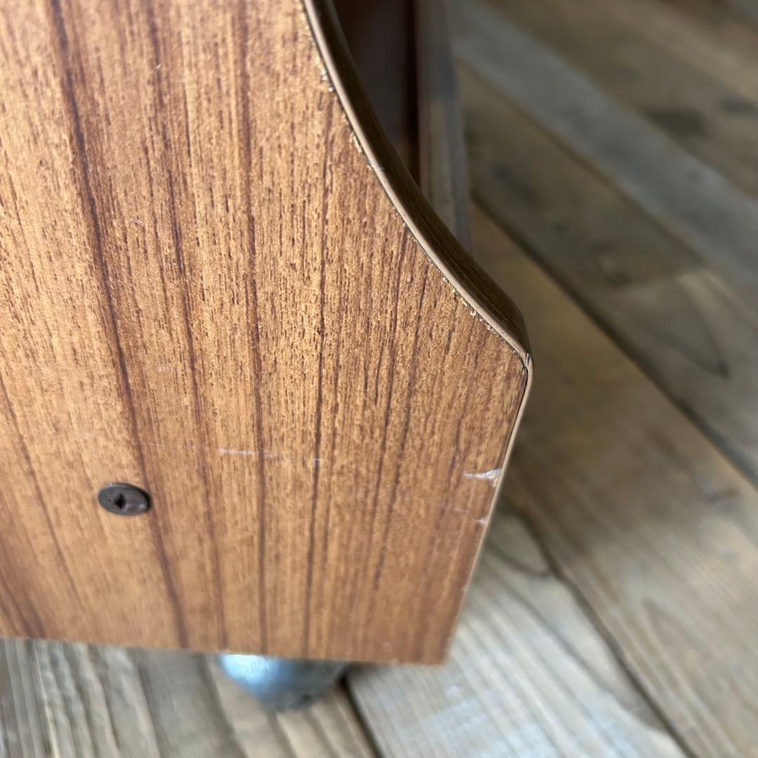 キャスター付きの棚 サイドテーブル