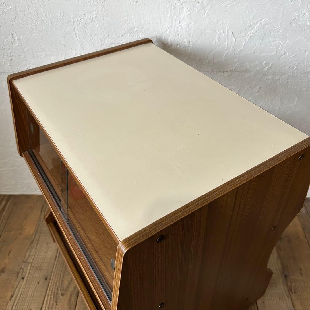 キャスター付きの棚 サイドテーブル