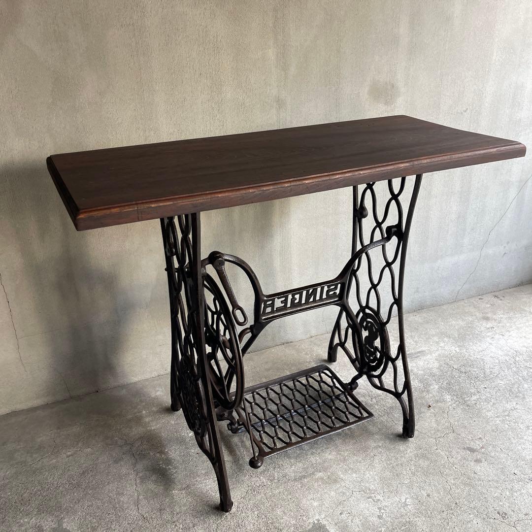 アンティーク　SINGER シンガー網目鉄脚　テーブル 机　鬼目ナット