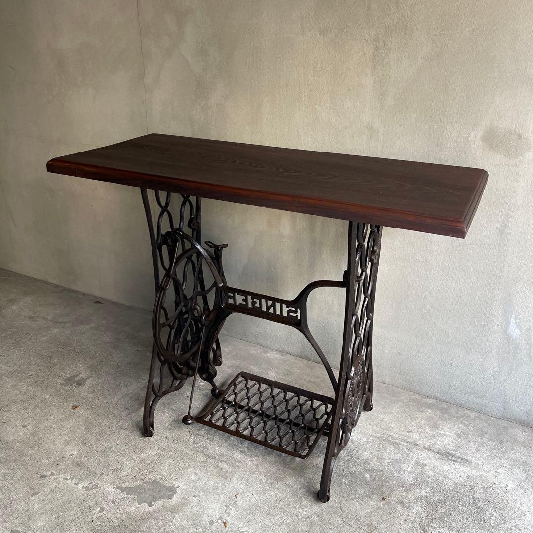 アンティーク　SINGER シンガー網目鉄脚　テーブル 机　鬼目ナット