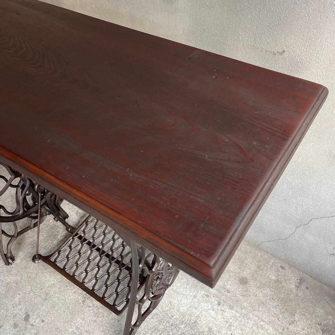 アンティーク　SINGER シンガー網目鉄脚　テーブル 机　鬼目ナット