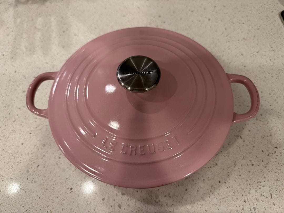 Le Creuset ピンク ホーロー鍋 大　24センチ