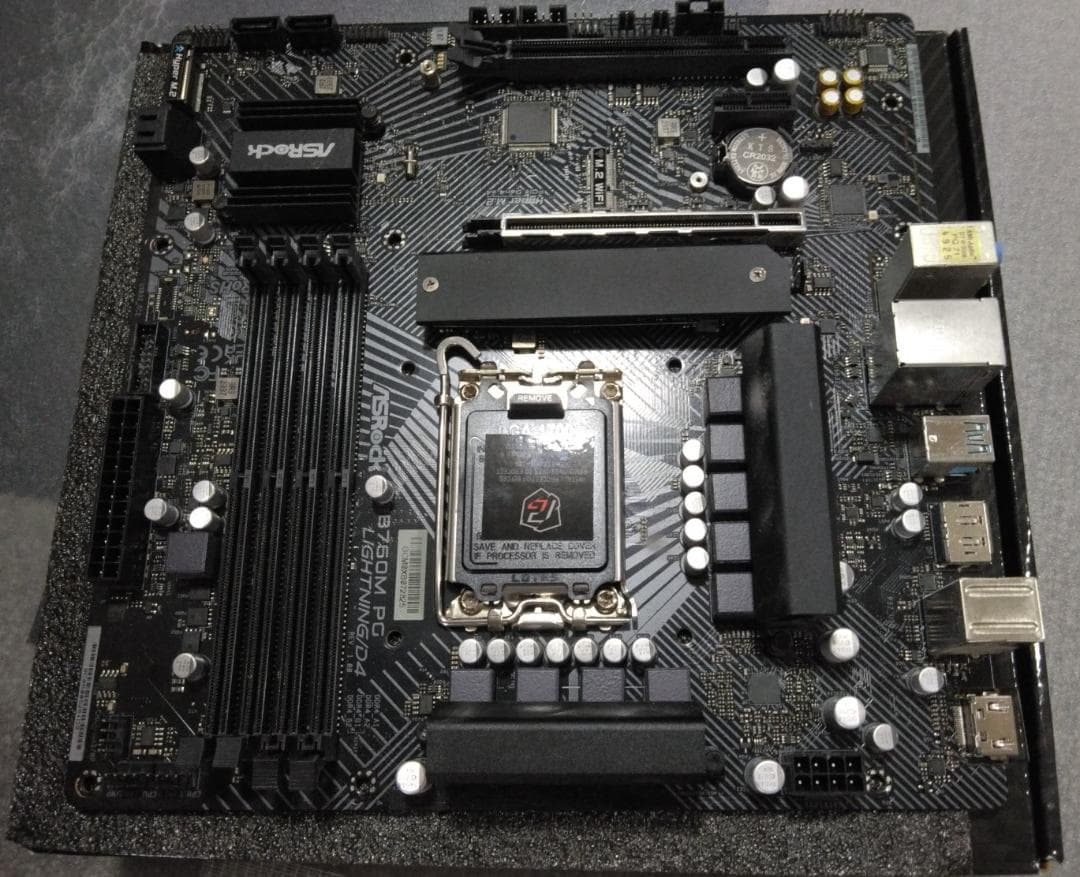 ASRock B760M PG Lightning/D4 マザーボード