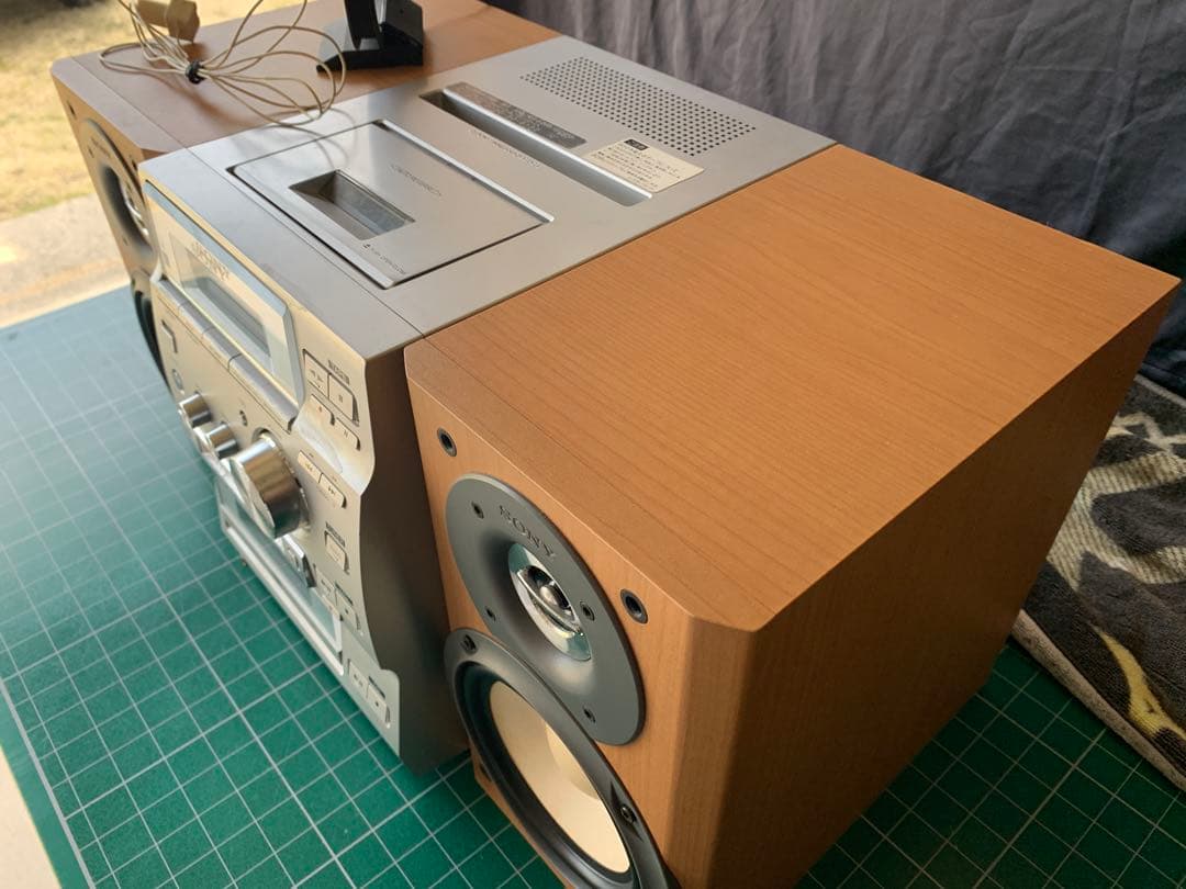 SONY CMT-J100 FM/AM・CD・MD・カセットデッキ