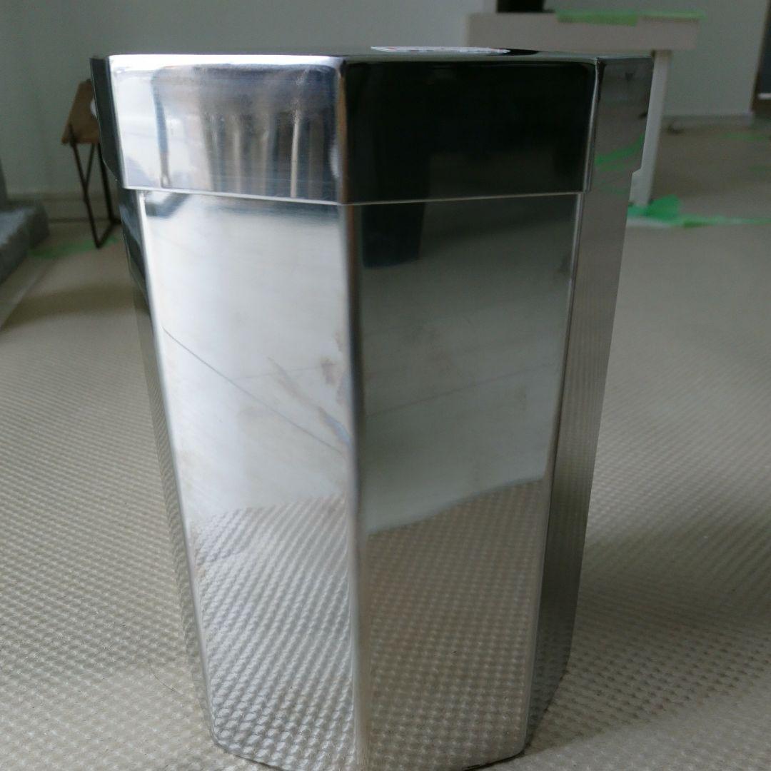 ステンレス六角形小物入れ