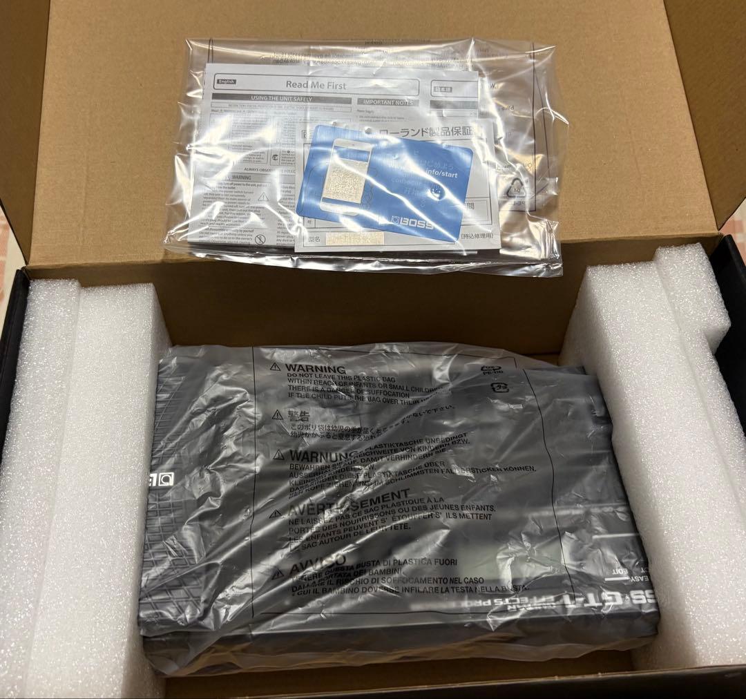 BOSS GT-1 箱あり 新品購入後 室内使用 マルチエフェクター