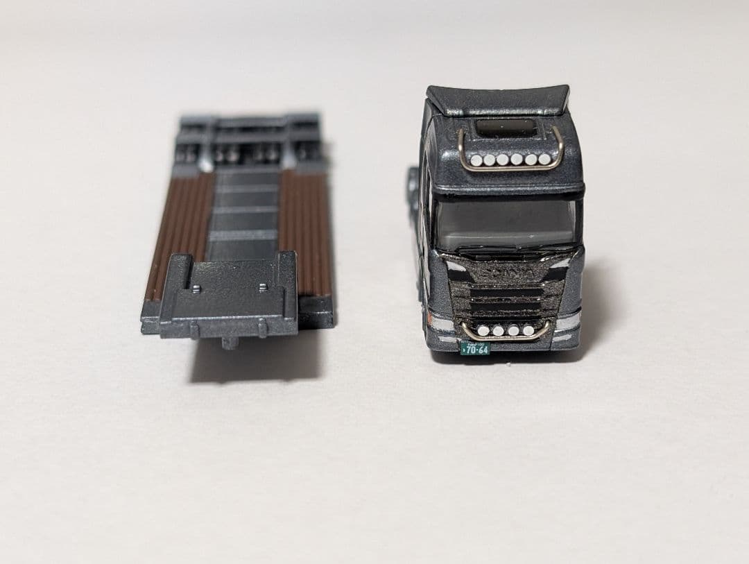 トミーテック　トレーラーコレクション　改造　スカニア　重機回送車