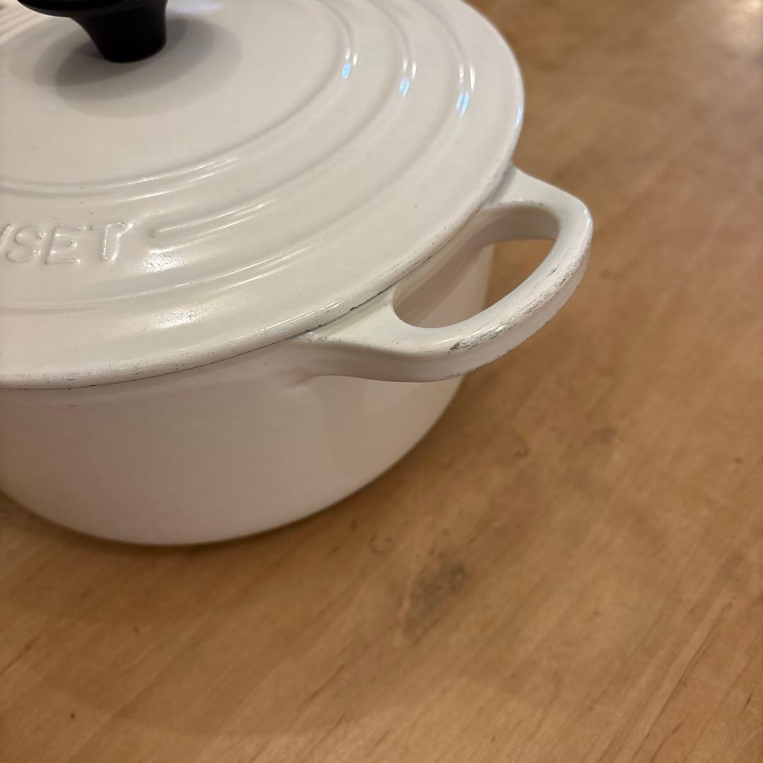 ルクルーゼ ココットロンド 両手鍋　ホワイト　18cm