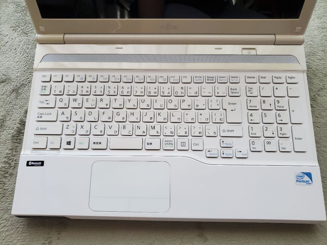 FUJITSU LIFEBOOK人気のカメラ付ノートパソコン/zoom/初心者