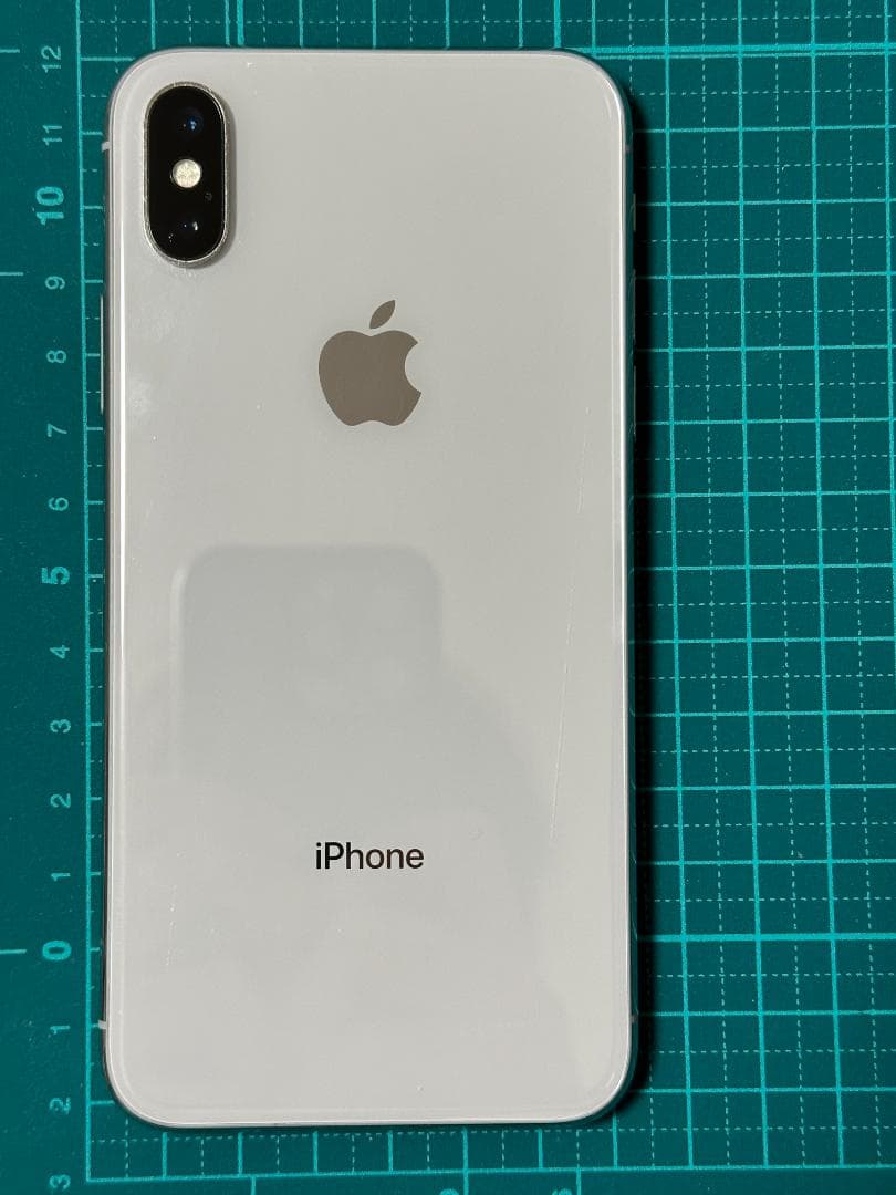 iPhone X 64GB シルバー（ホワイト） バッテリー83％　画面美品