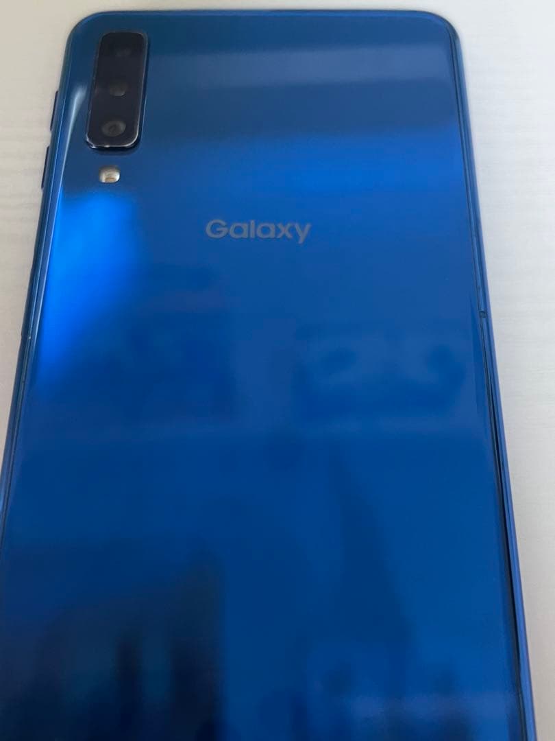 【最終値下げ】美品 SAMSUNG Galaxy A7 4GB＋64GB