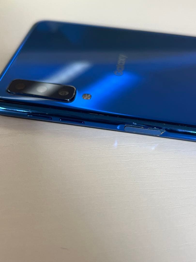 【最終値下げ】美品 SAMSUNG Galaxy A7 4GB＋64GB