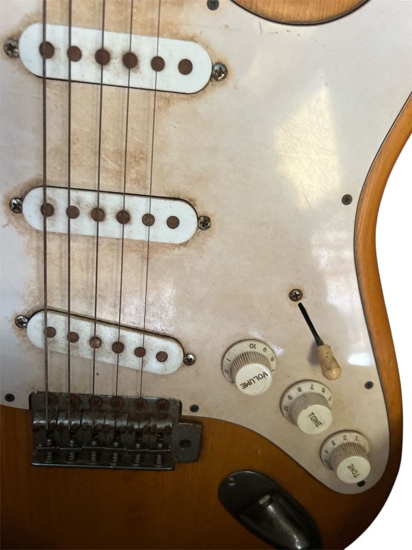 ナチュラルエレキギター