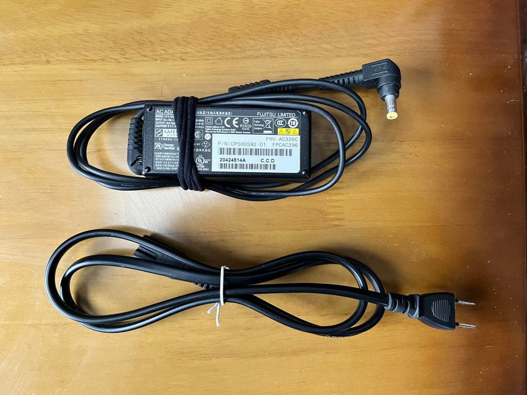 【希少】LIFEBOOK UH90/D2 NERVモデル エヴァ限定 箱付