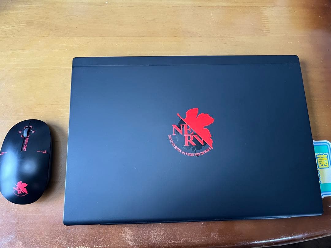 【希少】LIFEBOOK UH90/D2 NERVモデル エヴァ限定 箱付