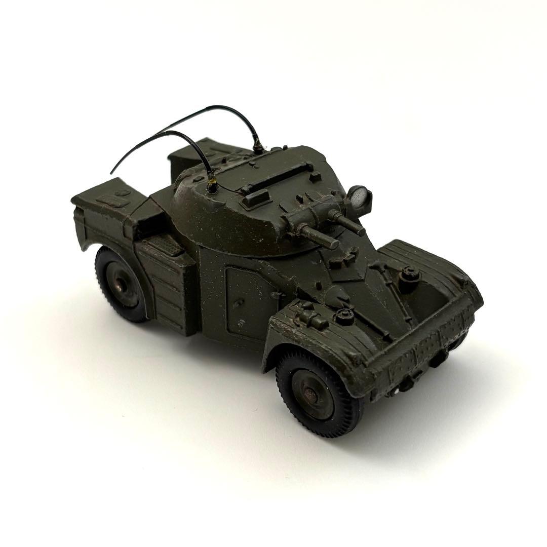 Dinky Toys No.814 AML Panhard 装甲車 仏製