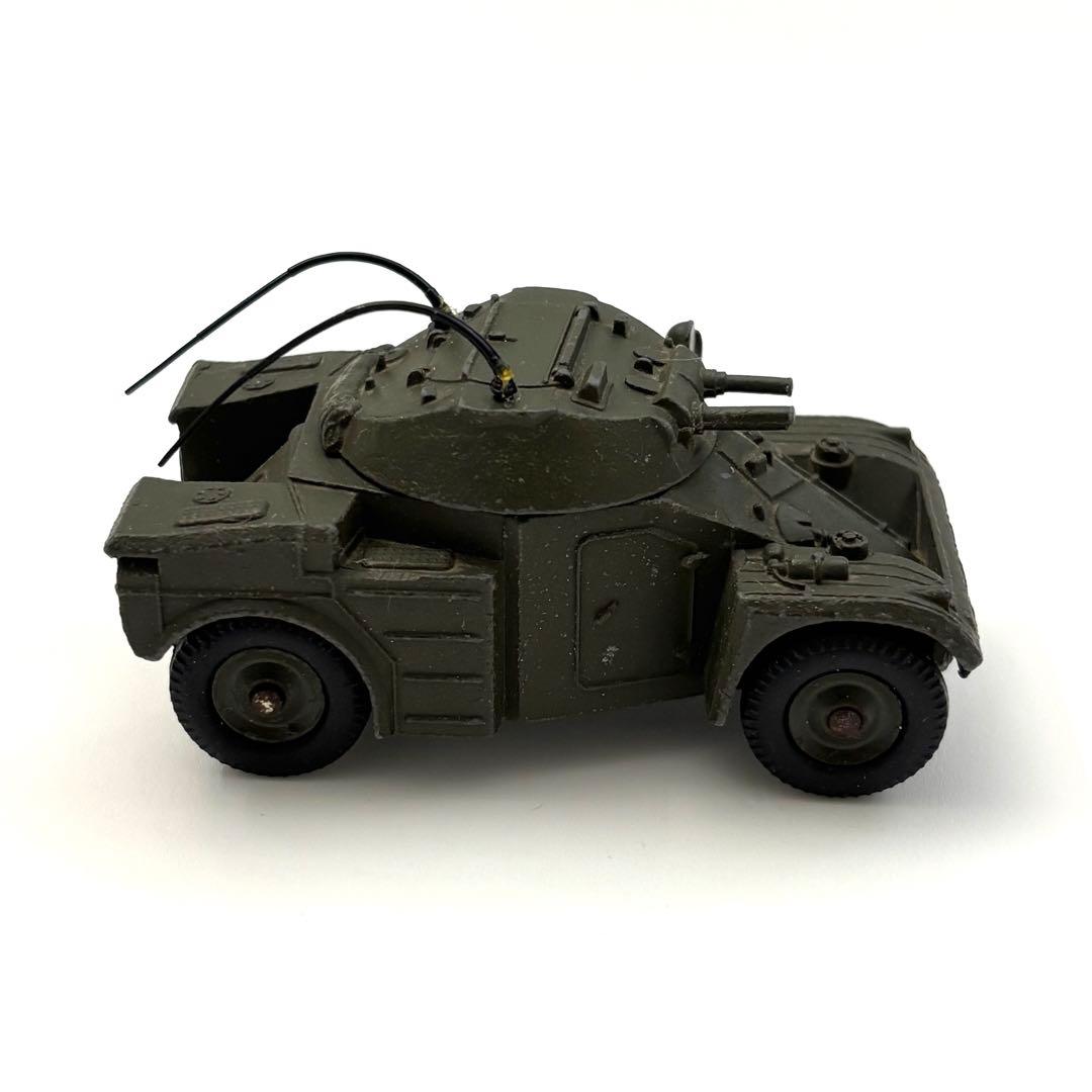 Dinky Toys No.814 AML Panhard 装甲車 仏製