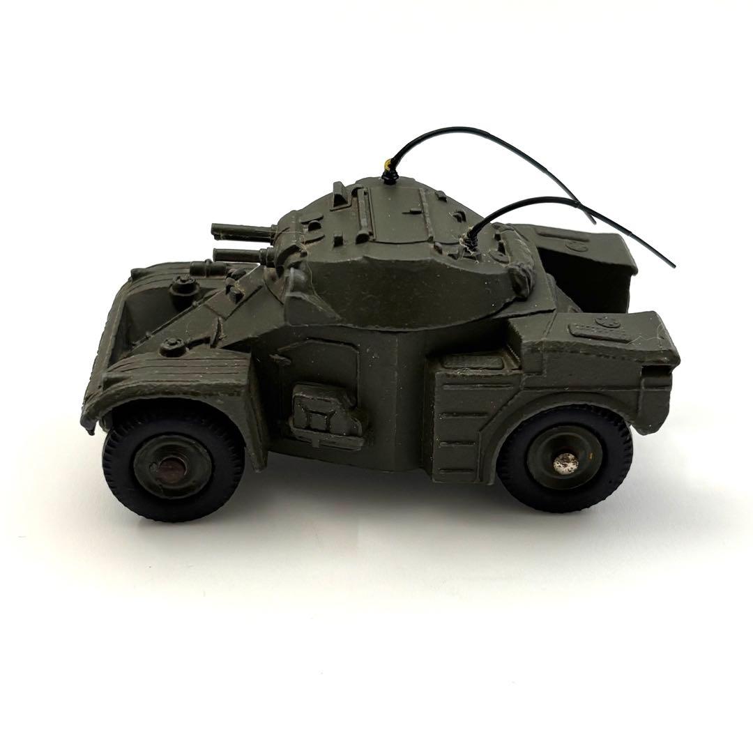 Dinky Toys No.814 AML Panhard 装甲車 仏製