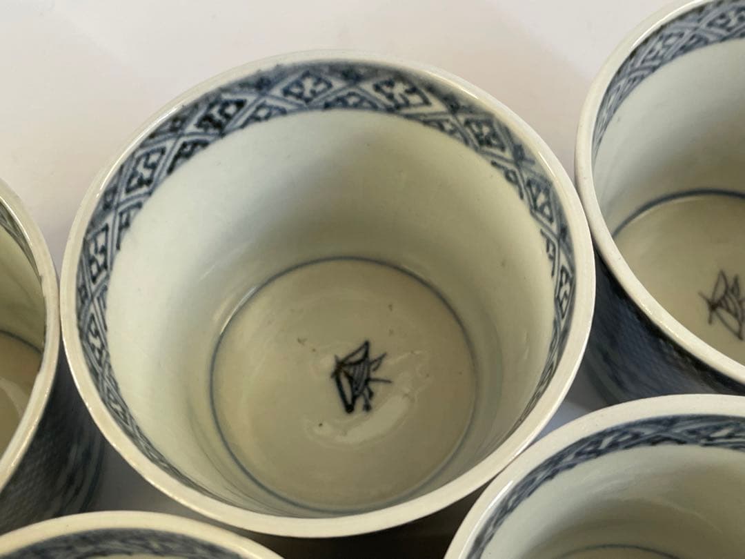 骨董　アンティーク　古伊万里　染付　石畳文様　網目　市松模様　蕎麦猪口　5客