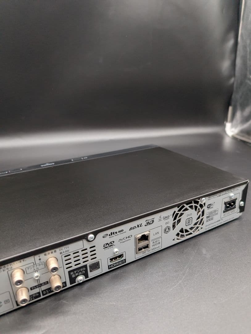 【動作良好】Ultra HD Blu-ray 3番組同時録画 BD-UT1200