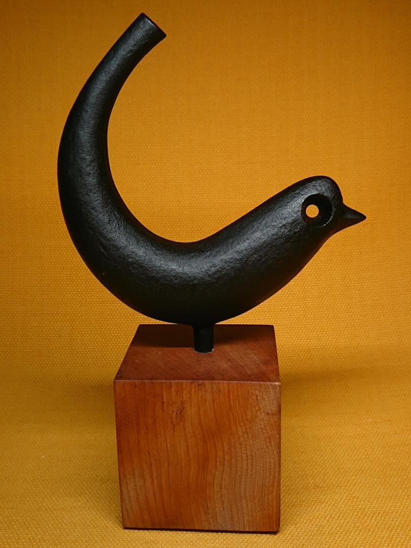 【美品】鳥　金属　彫像　オブジェ　置物　インテリア　工芸品　美術品　A3311