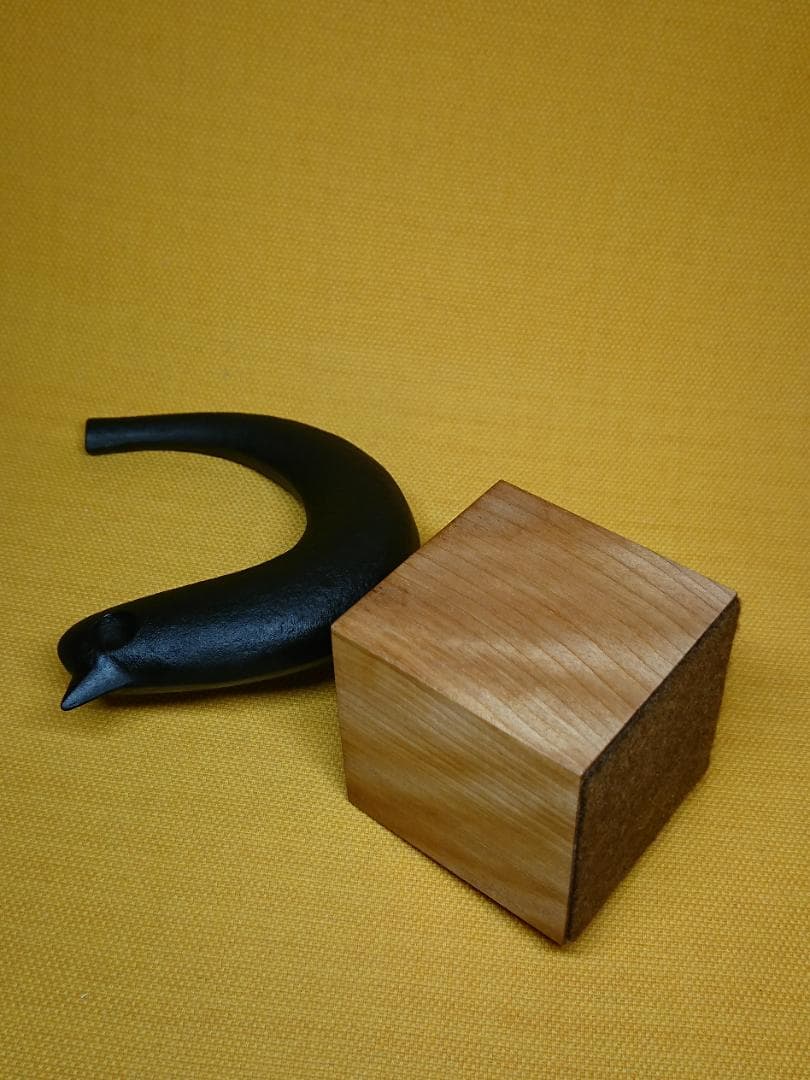 【美品】鳥　金属　彫像　オブジェ　置物　インテリア　工芸品　美術品　A3311