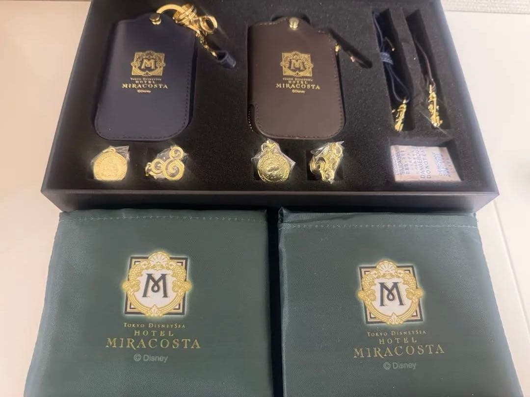ディズニー　MIRACOSTA キーホルダーセット